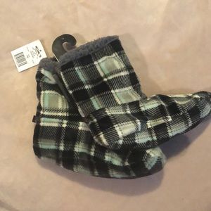 Kohl’s slippers (Booties)